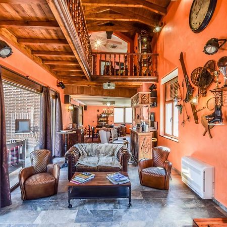 Гостевой дом Casa Del Trotamundos Villamayor de Campos Экстерьер фото